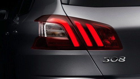 Peugeot 308 SW wordt tijdens Autosalon Geneve 2014 onthuld.