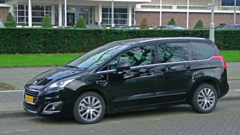 Test vernieuwde Peugeot 5008 is een comfortabele MPV voor het hele gezin. Met 20% bijtelling als je de juiste versie kiest.