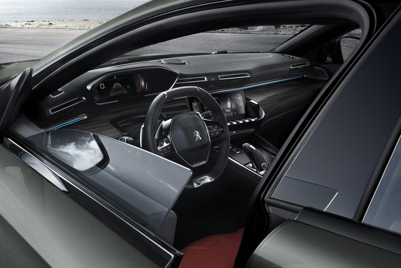 Peugeot laat de foto's zien van de nieuwe 508 SW.
