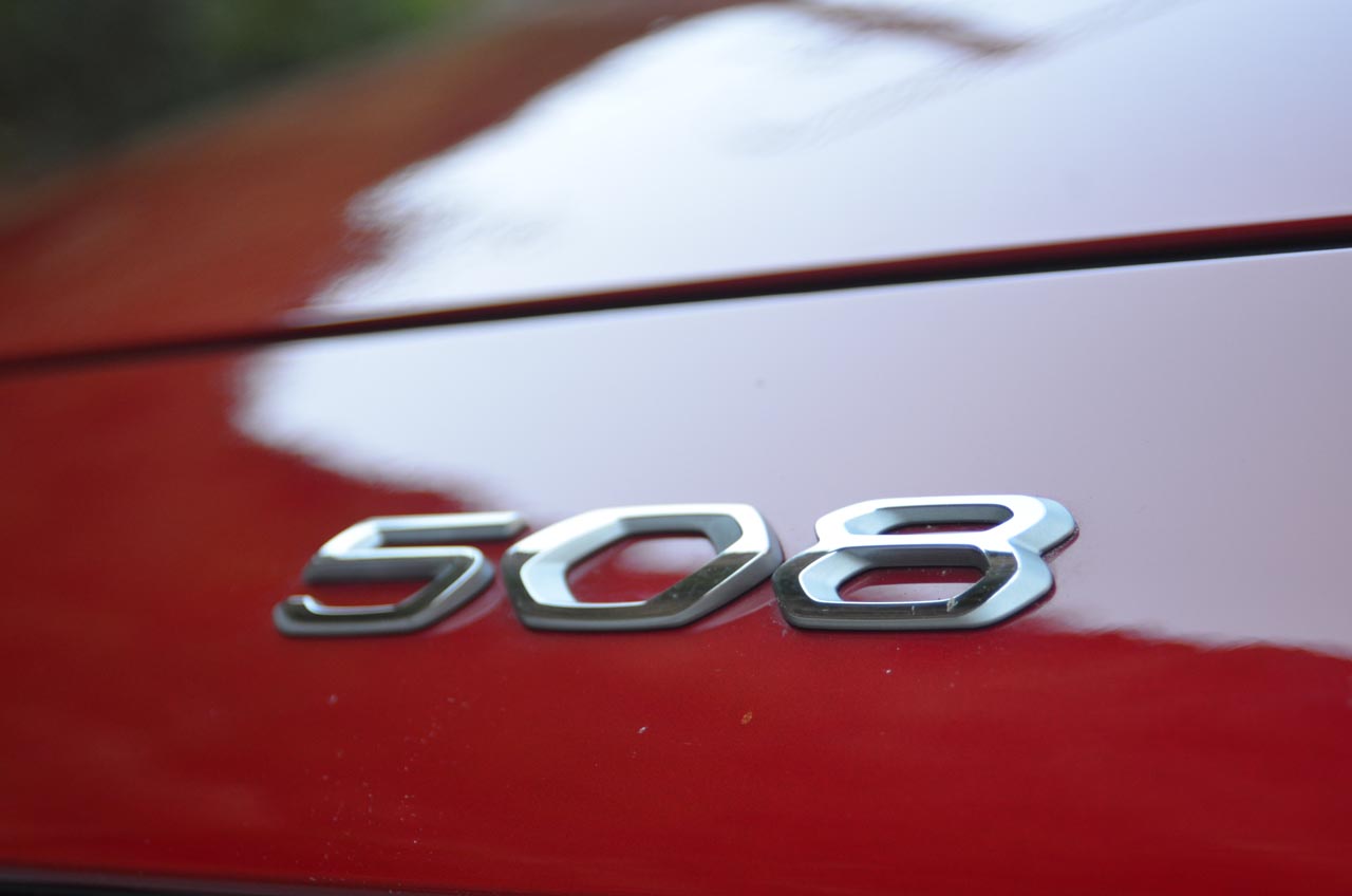 Peugeot gaat met de nieuwe 508 een compleet andere kant op. De auto is compacter dan zijn voorganger, maar heefg beslist meer inhoud.