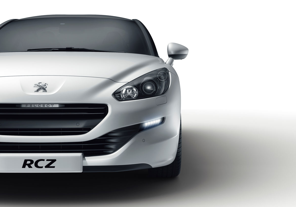 Peugeot RCZ gaat met pensioen. Voordat het einde van de verkoop in zicht komt is de sportcoup er alleen nog als RCZ GT-Line of RCZ R.