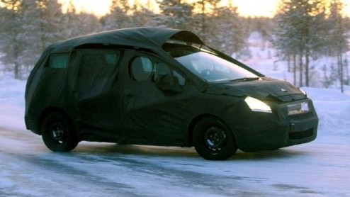 Teleurgesteld dat de recent voorgestelde Peugeot 3008 geen zevenzitter is? Geen nood, met een beetje geduld staat er ook een versie met langere wielbasis in de showroom, waardoor er wel zeven personen