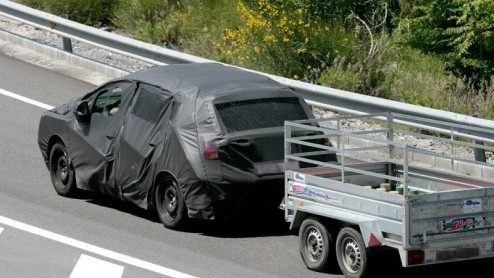 Het duurt nog even, maar zijn komst is hard nodig; de Peugeot 3008. Dit nieuwe ruimte-wonder wordt het antwoord op de eveneens nog niet geintroduceerde Renault Scenic en bestaande populaire pakezels.