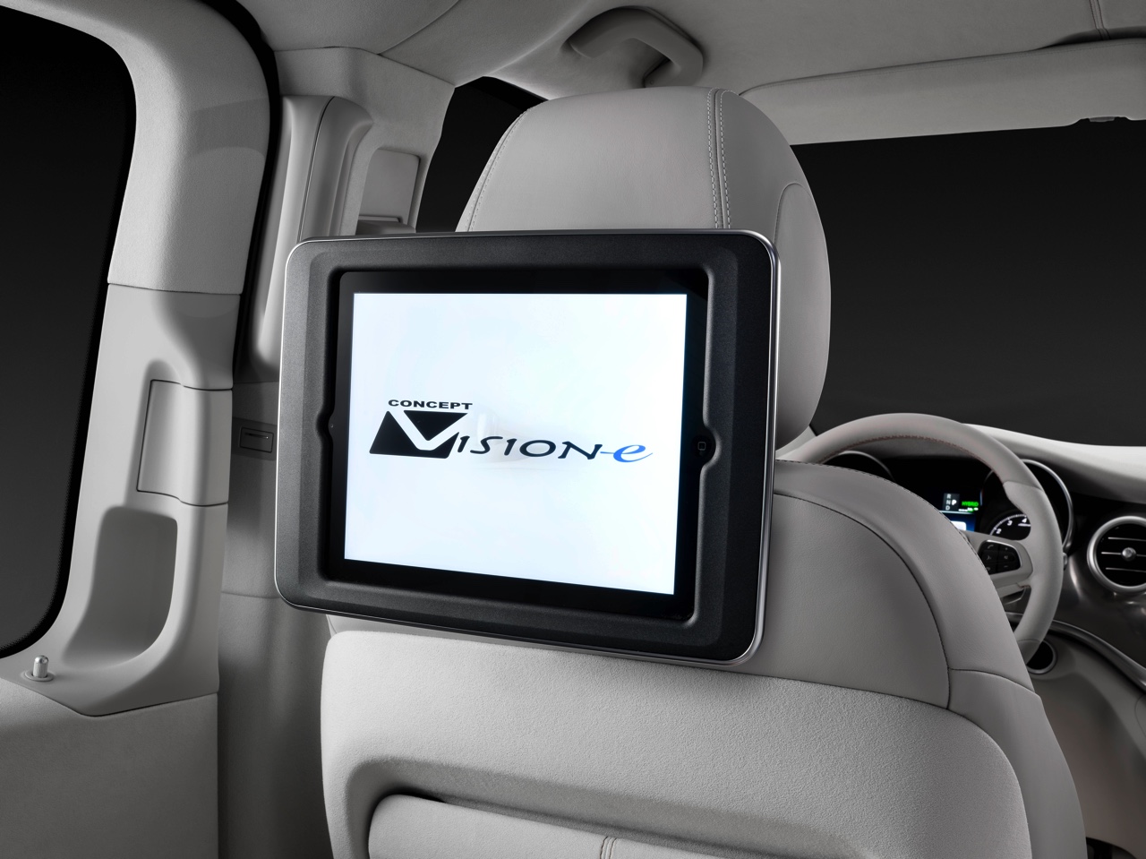 Mercedes-Benz Concept V-ision e is een V-Klasse met plug-in hybridetechniek van de C350e.