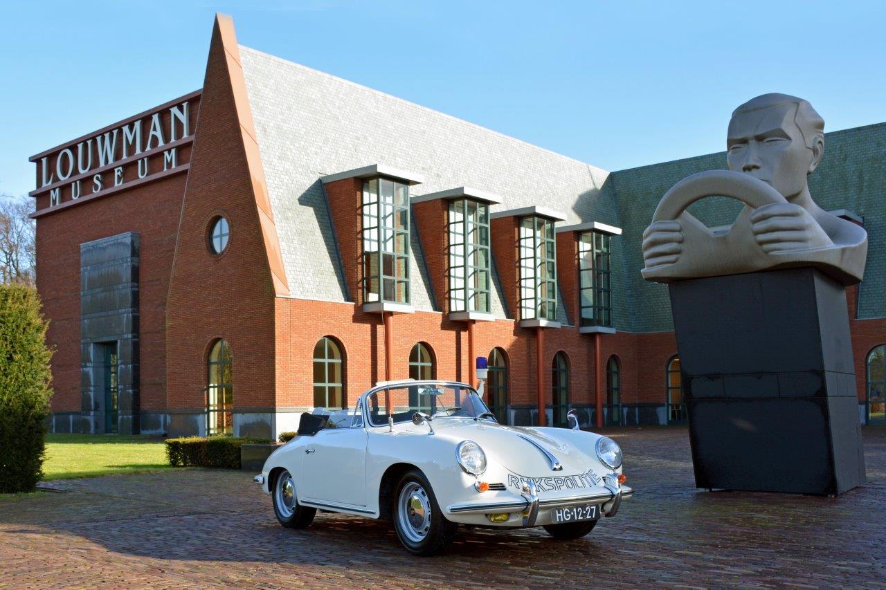 In het Louwman Museum is nu ook van de oudste Politie-Porsches te bewonderen. Deze Porsche 356B deed dienst van 1962 tot en met 1966.