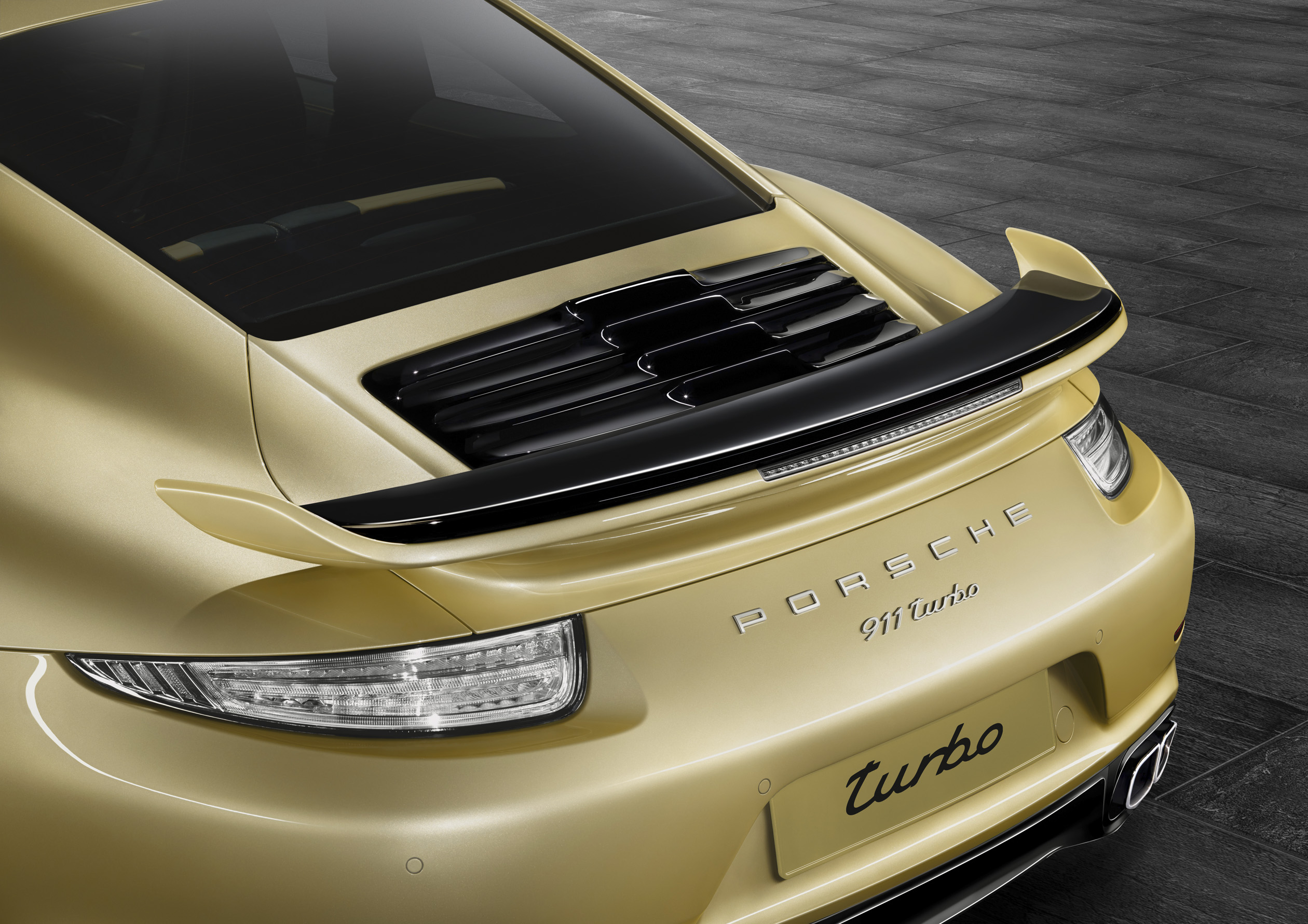 Porsche Exclusive introduceert AeroKit Turbo voor Porsche 911 Turbo en 911 Turbo S.
