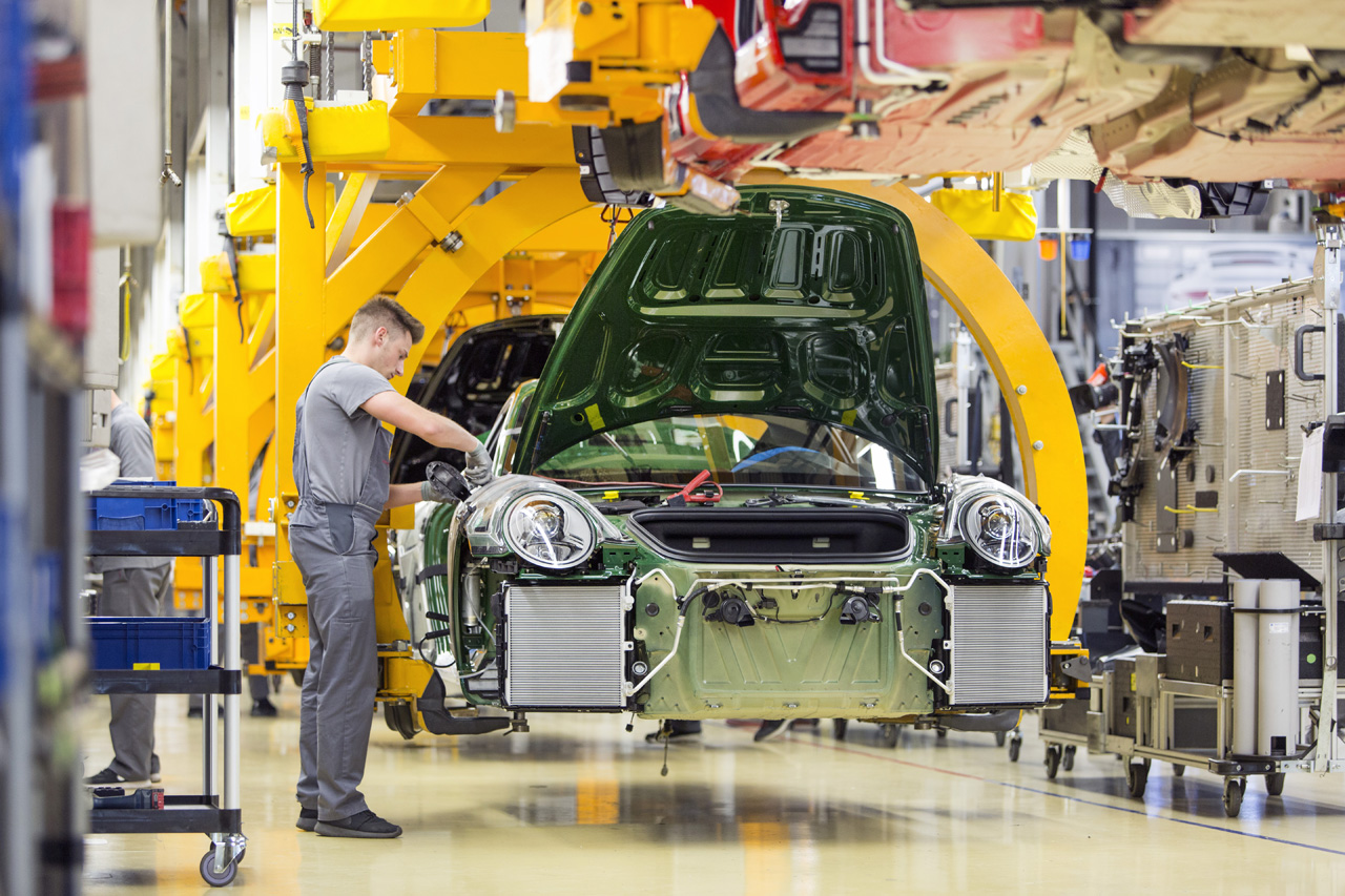 Sinds 1963 zijn er precies 1 miljoen exemplaren gebouwd van de Porsche 911.