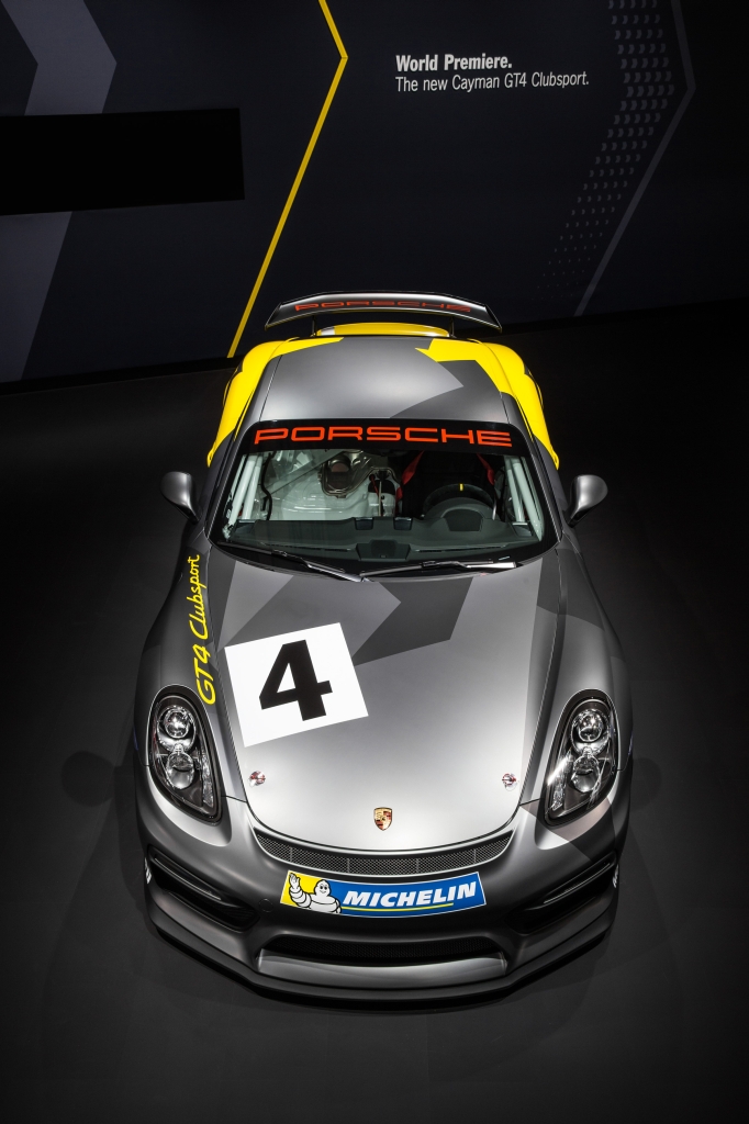 Porsche Cayman GT4 klaargestoomd op het circuit als Clubsport. Porsche presenteerde de circuittijger op de Los Angeles Motor Show.