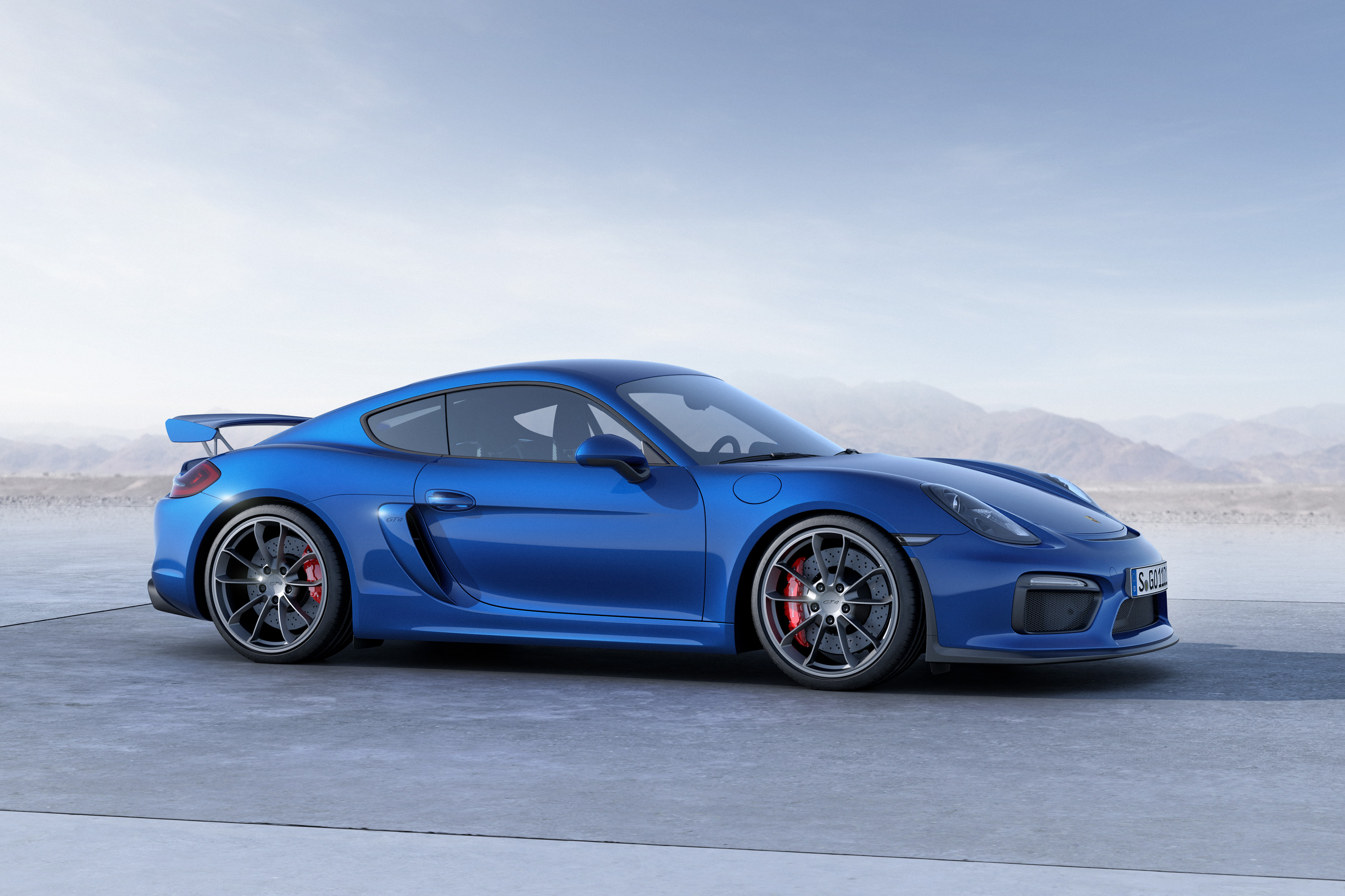 Porsche onthult Cayman GT4, de snelste Cayman in de familie. Hij staat live op de Autosalon van Geneve en rolt vanaf april de showrooms in.