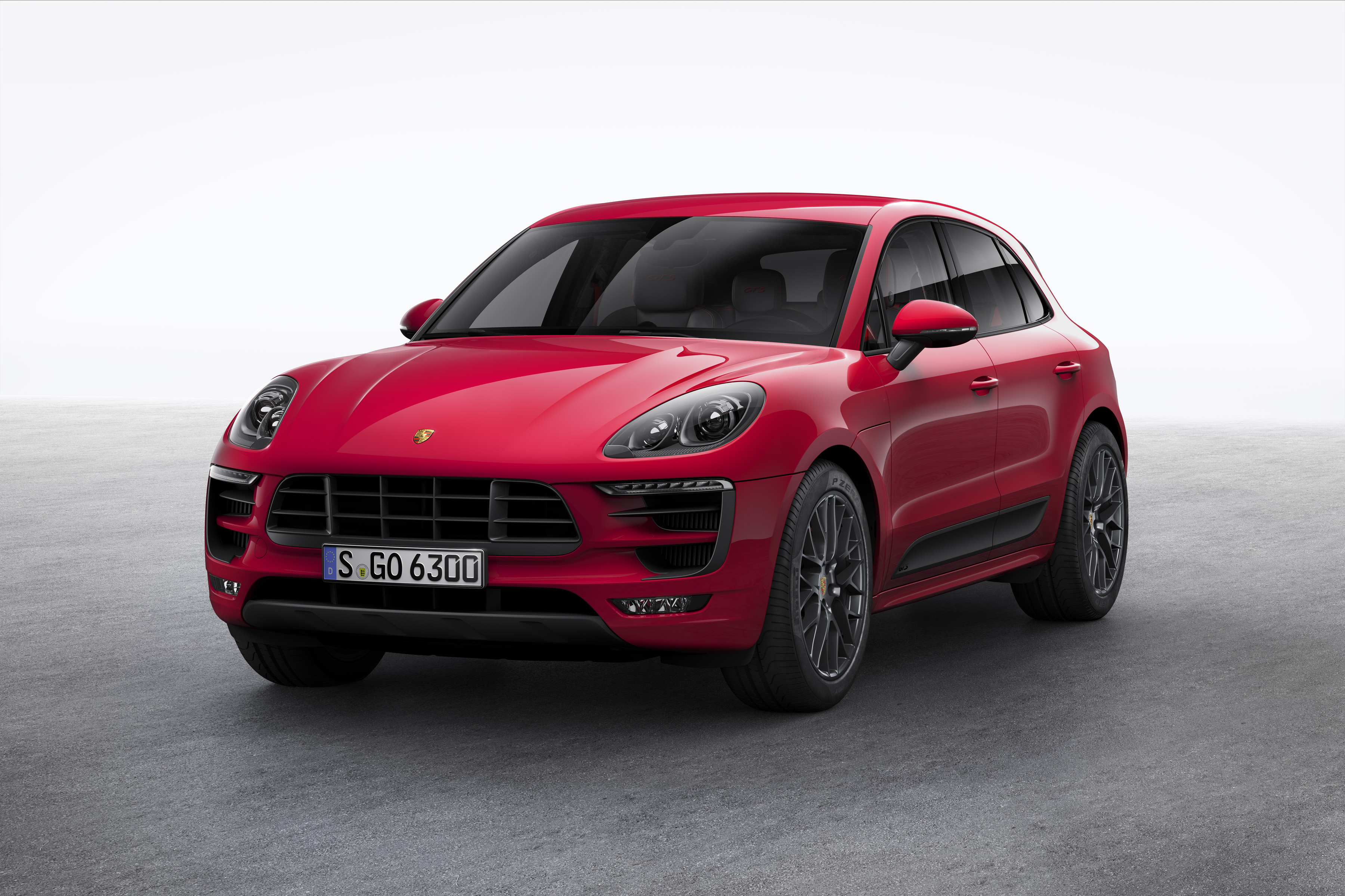Meer rijplezier in Porsche Macan GTS dankzij meer vermogen, een aangepast onderstel, versterkte remmen en specifieke GTS-uitrusting.