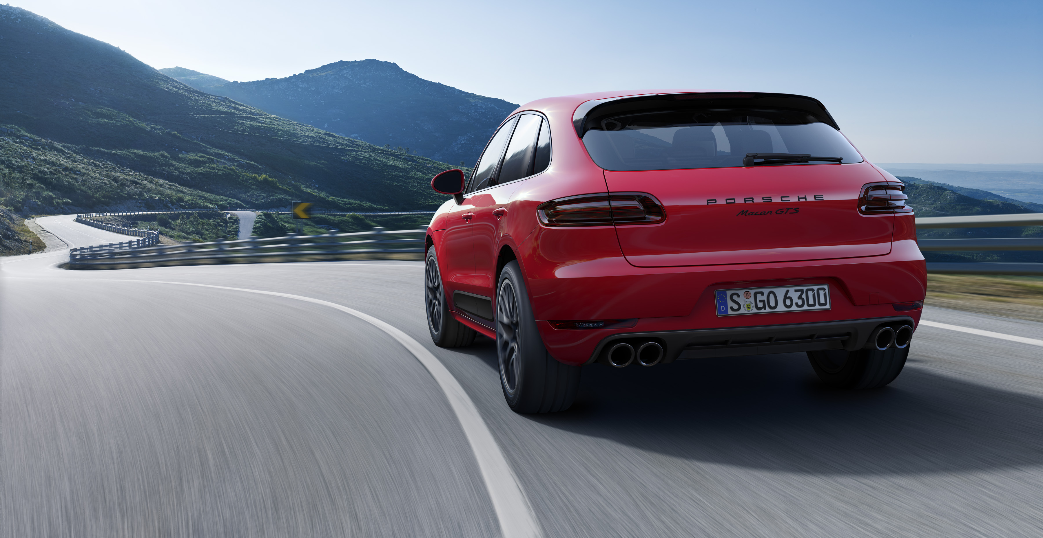 Meer rijplezier in Porsche Macan GTS dankzij meer vermogen, een aangepast onderstel, versterkte remmen en specifieke GTS-uitrusting.