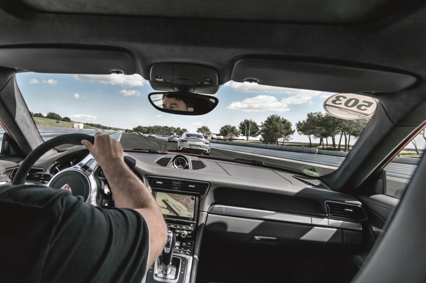 Porsche Sport Driving School breidt activiteiten met cursussen en trainingen in Nederland verder uit.