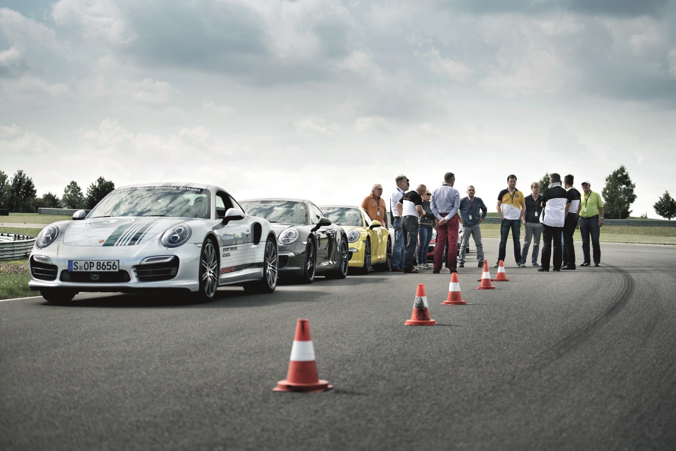Porsche Sport Driving School breidt activiteiten met cursussen en trainingen in Nederland verder uit.