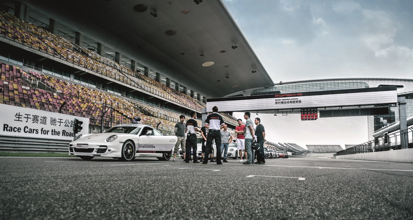 Porsche Sport Driving School breidt activiteiten met cursussen en trainingen in Nederland verder uit.