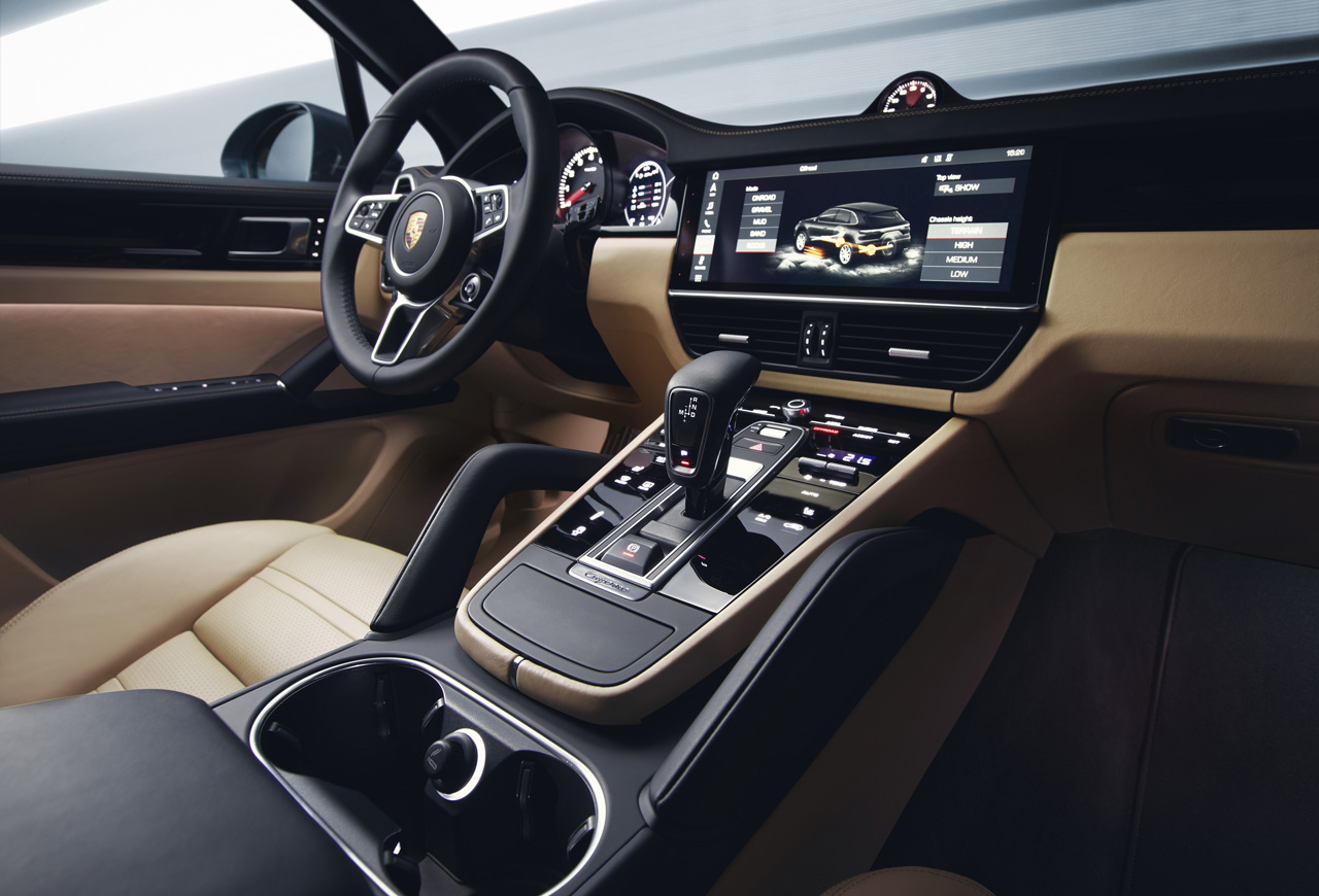 Porsche lanceert op de IAA de derde generatie Cayenne. Die is een stuk lichter, iets groter en biedt volop nieuwe technologien.