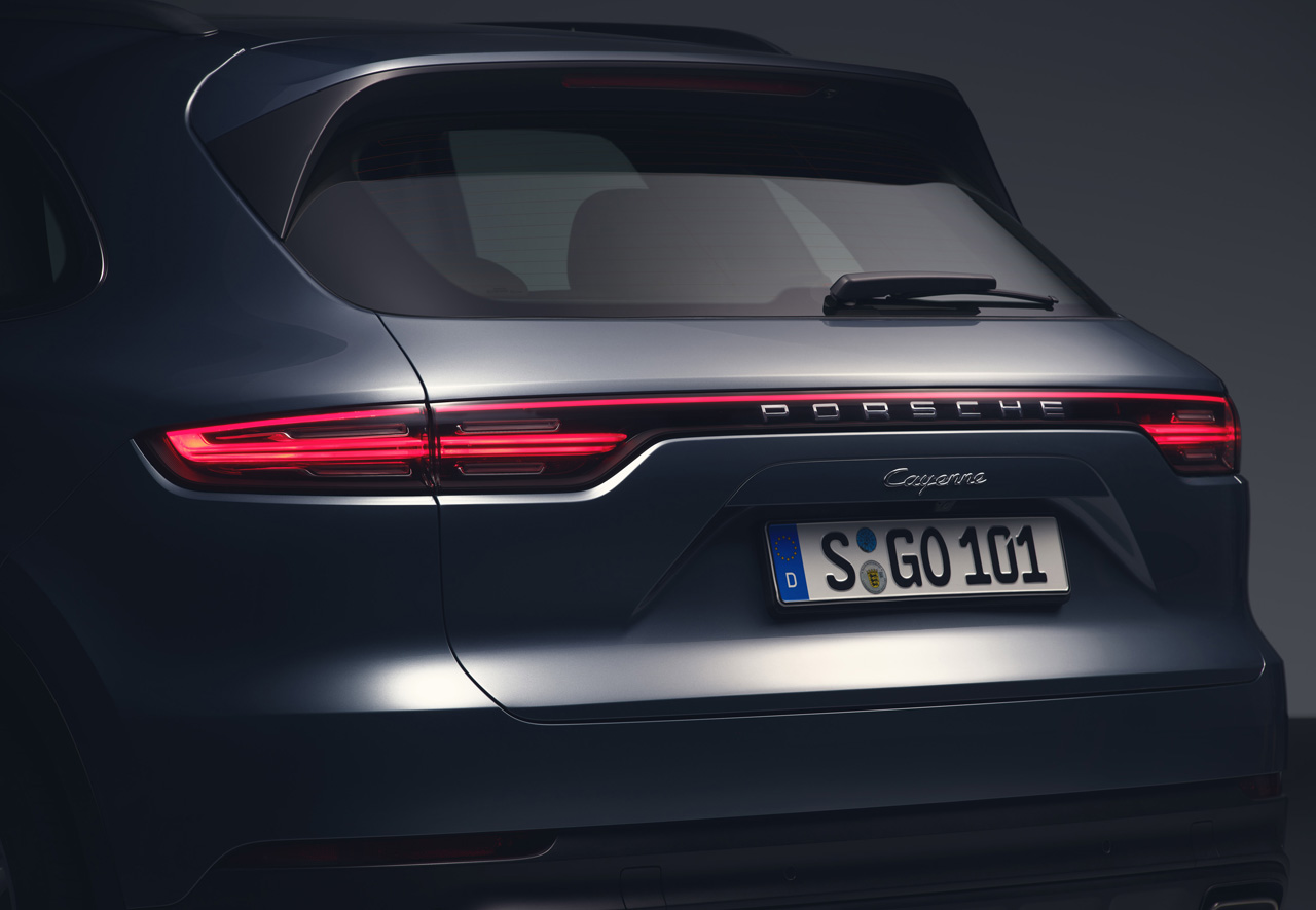 Porsche lanceert op de IAA de derde generatie Cayenne. Die is een stuk lichter, iets groter en biedt volop nieuwe technologien.