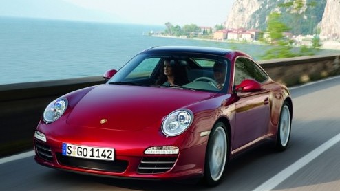 Het gamma van de nieuwe Porsche 911 wordt dit najaar uitgebreid met de Targa-modellen. Ze zijn altijd vierwielaangedreven, beschikken over het glazen schuifdak en zijn naar wens voorzien van Porsches