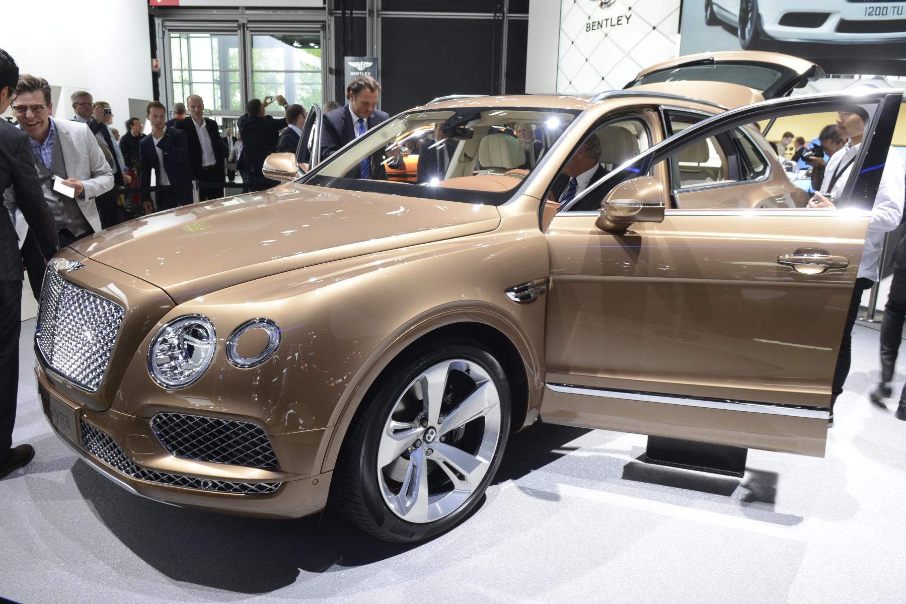 De SUV's van topmerken zoals Rolls-Royce en Maserati laten nog op zich wachten. Voorlopig hebben Range Rover en Bentley het rijk alleen.