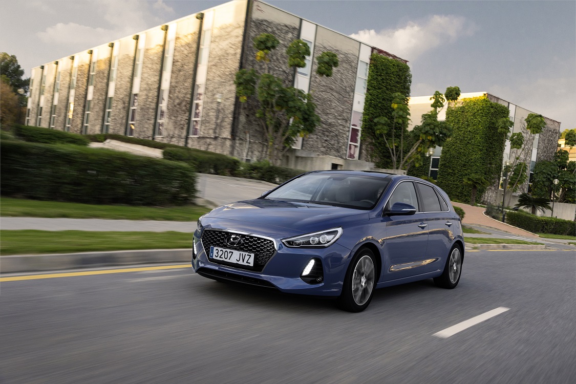 Hyundai heeft de prijzen bekendgemaakt voor de nieuwe i30. De auto is er vanaf 20.495 euro en komt ook als First Edition.