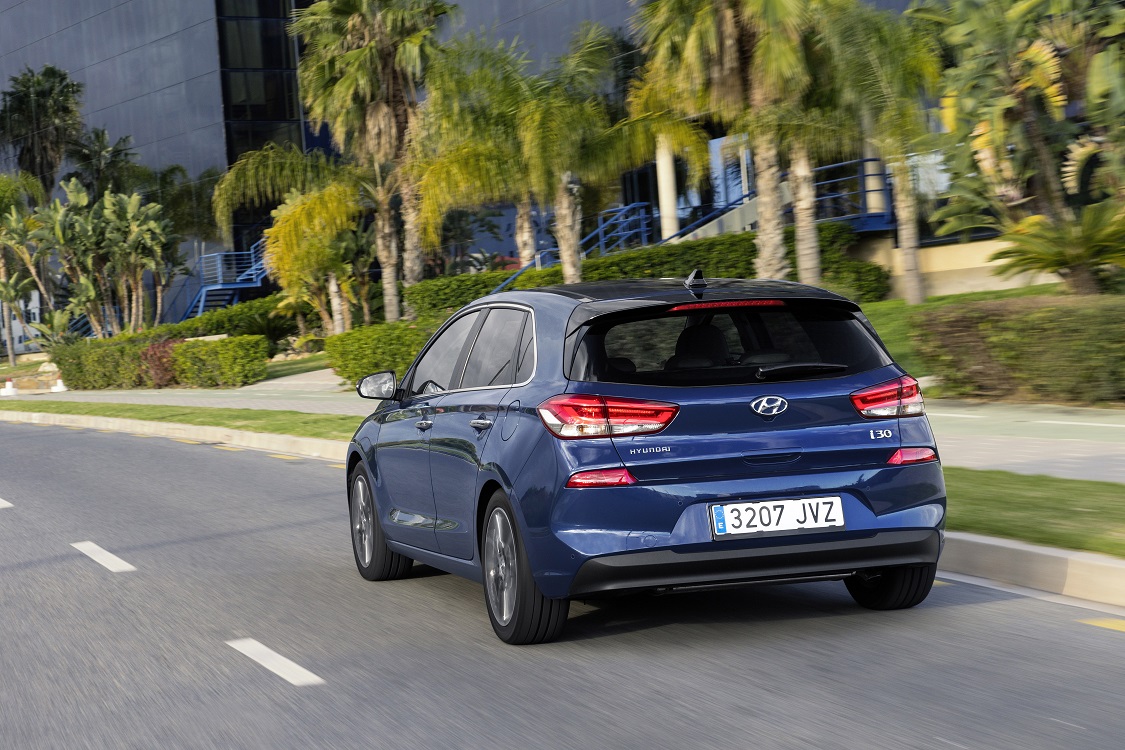 Hyundai heeft de prijzen bekendgemaakt voor de nieuwe i30. De auto is er vanaf 20.495 euro en komt ook als First Edition.