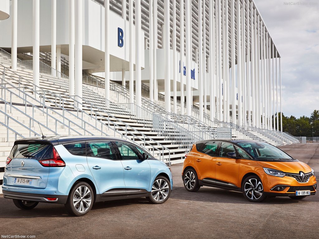 De Renault Scnic en Grand Scnic hebben nu een prijskaartje gekregen. De Hybrid Assist volgt later.