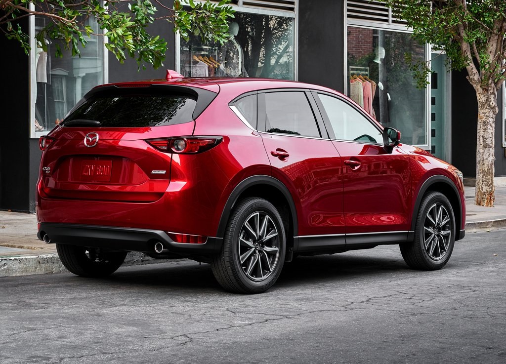 Mazda heeft op de Autosalon van Genve de prijzen bekendgemaakt van de nieuwe Mazda CX-5. Er wordt ook meteen een introductieaanbieding gedaan.