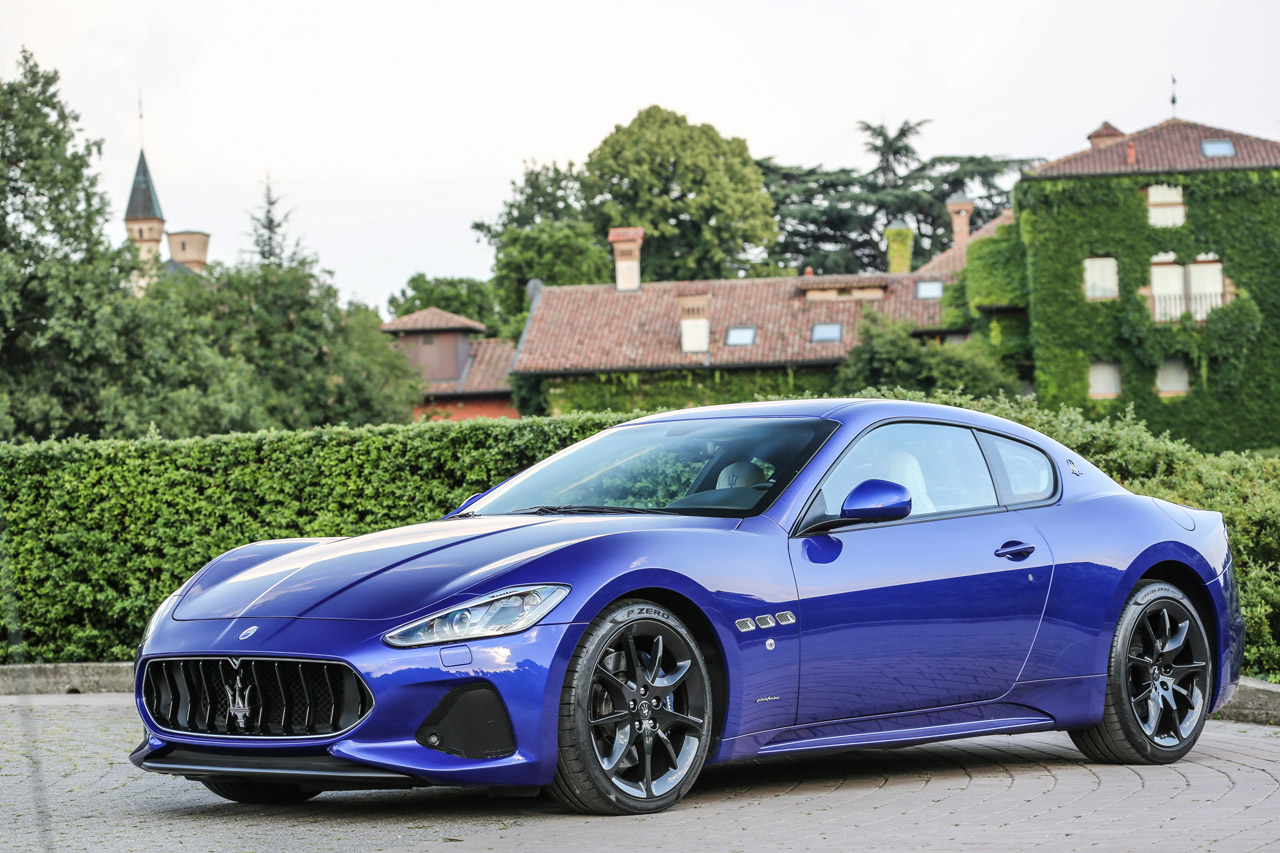Maserati maakt de prijzen bekend van de vernieuwde GranTurismo en GranCabrio.