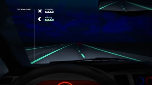 Lichtgevende wegbelijning in Brabant op N329. In Oss is 500 meter asfalt verlicht met glow-in-the-dark belijning.