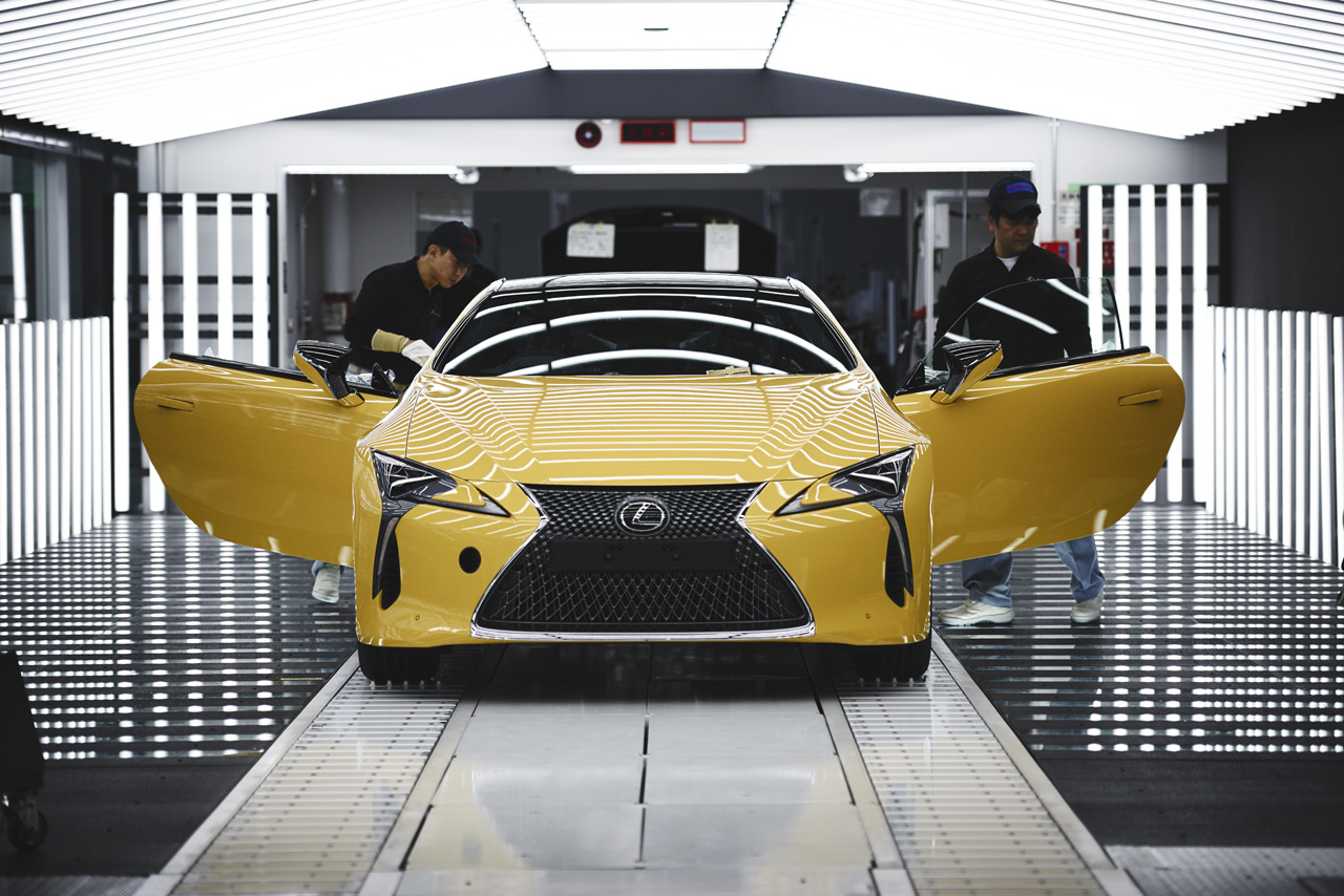 De productie van de Europese versie van de nieuwe Lexus LC is in Japan van start gegaan.