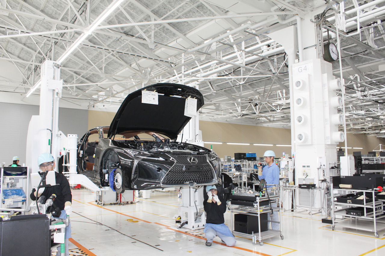De productie van de Europese versie van de nieuwe Lexus LC is in Japan van start gegaan.