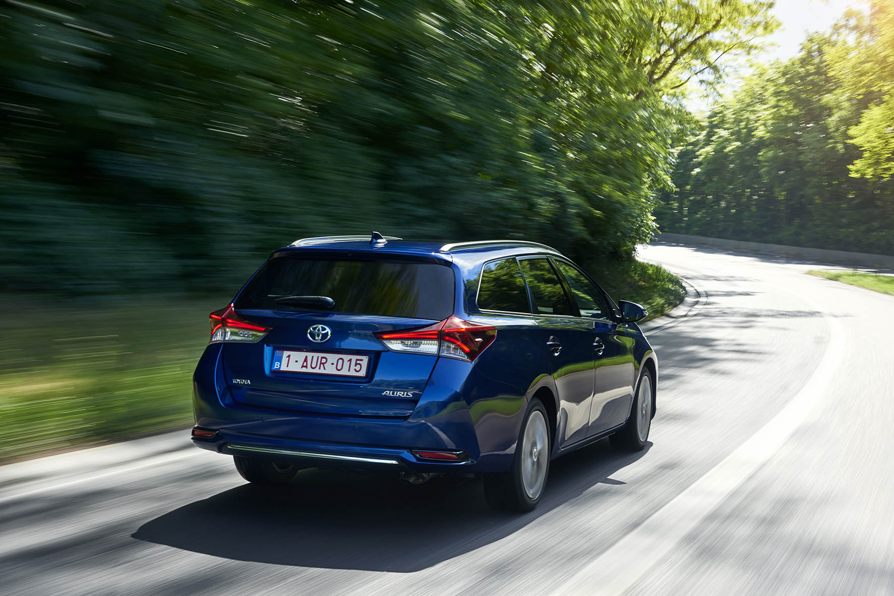 Productie Toyota Auris hybride verhoogd om te kunnen voldoen aan de vraag. Met name de Auris Touring Sports Hybrid met 14% bijtelling is erg interessant voor de lease.