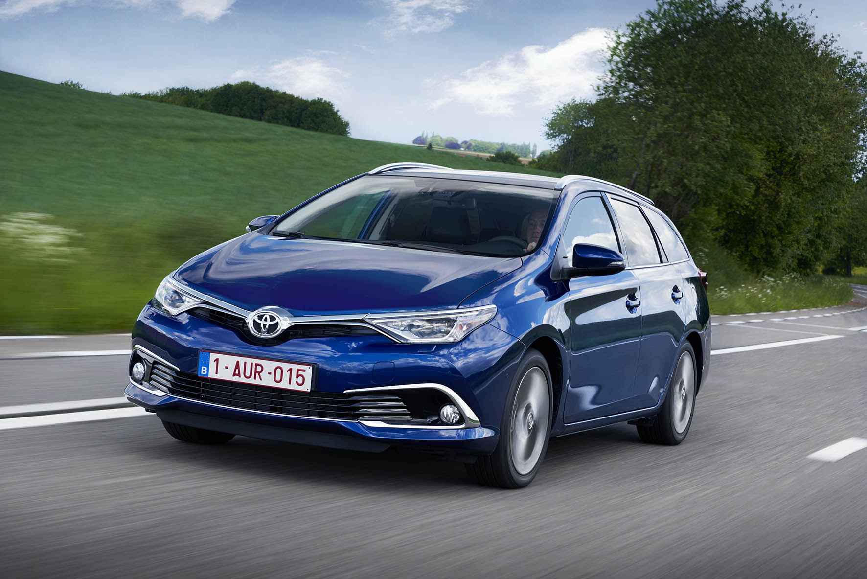 Productie Toyota Auris hybride verhoogd om te kunnen voldoen aan de vraag. Met name de Auris Touring Sports Hybrid met 14% bijtelling is erg interessant voor de lease.