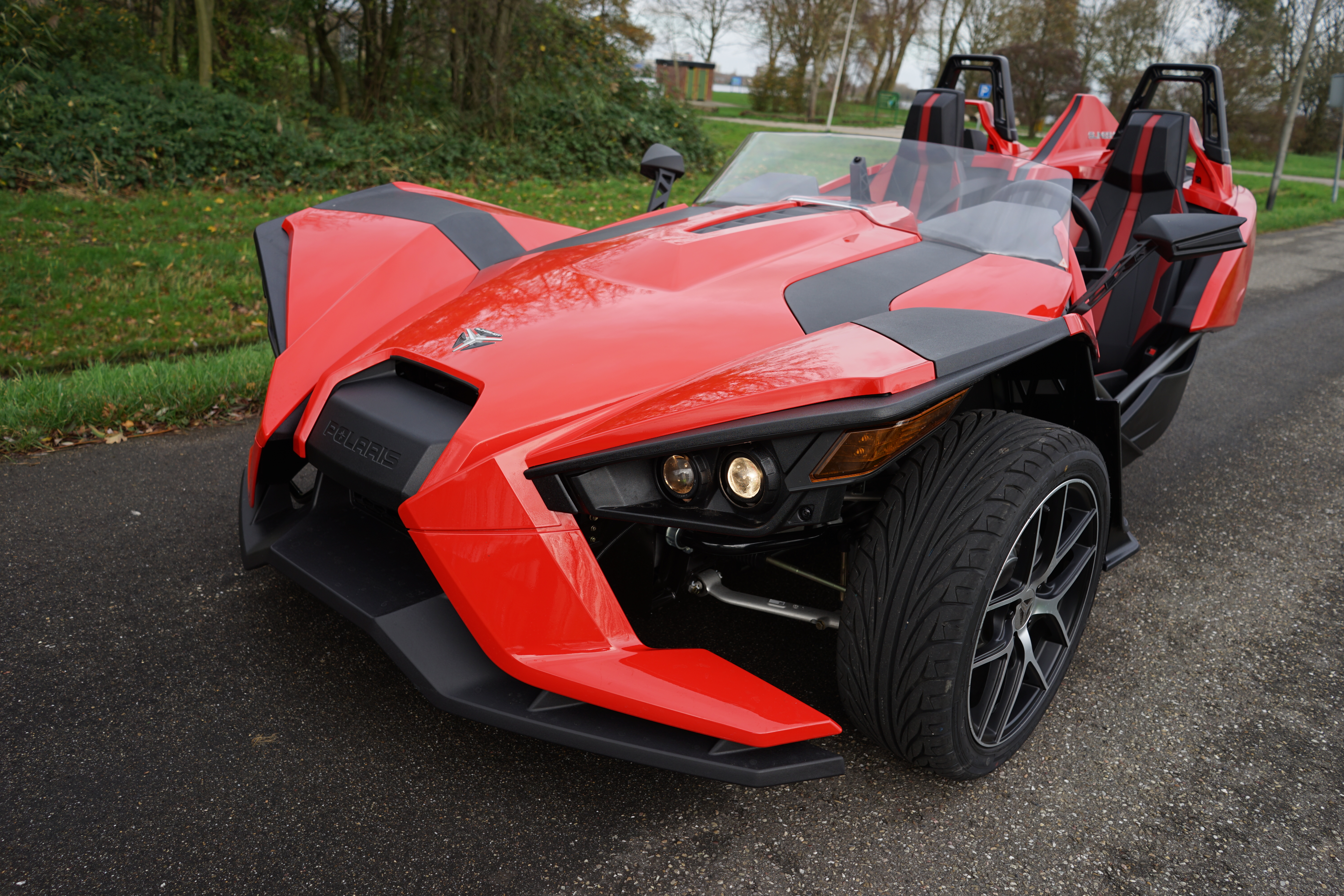 Rijtest met de Polaris Slingshot 2.4, een snelle driewieler voor de prijs van een hot hatch.