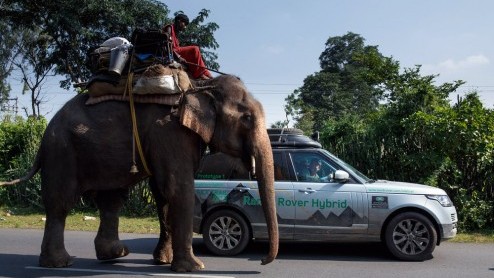 Na 53 dagen 13 landen doorkruist te hebben, zijn de drie prototypes van de Range Rover Hybrid gearriveerd in Mumbai, India. De hybride Rangers hebben de Silk Trail 2013 doorstaan.