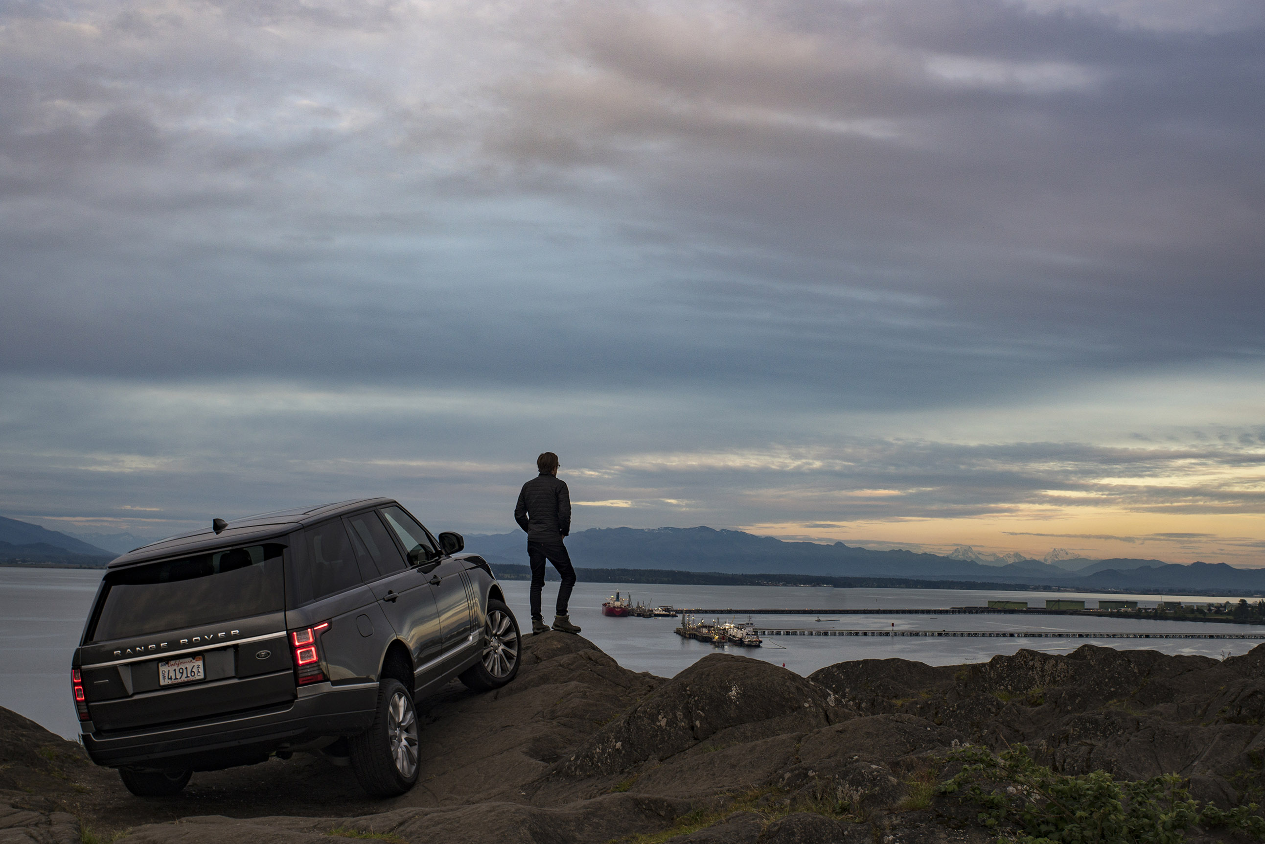 Topfotograaf Michael Christopher Brown trok met een Range Rover door het Amerika en legde de fraaiste landschappen vast.