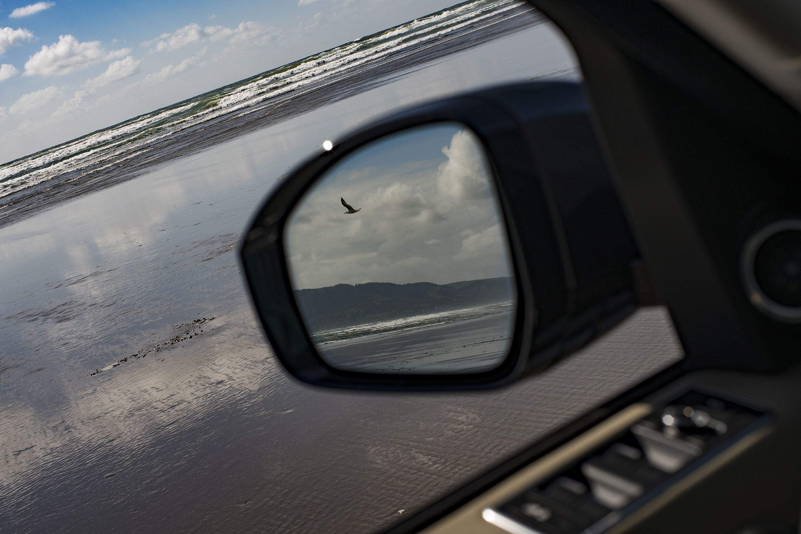 Topfotograaf Michael Christopher Brown trok met een Range Rover door het Amerika en legde de fraaiste landschappen vast.