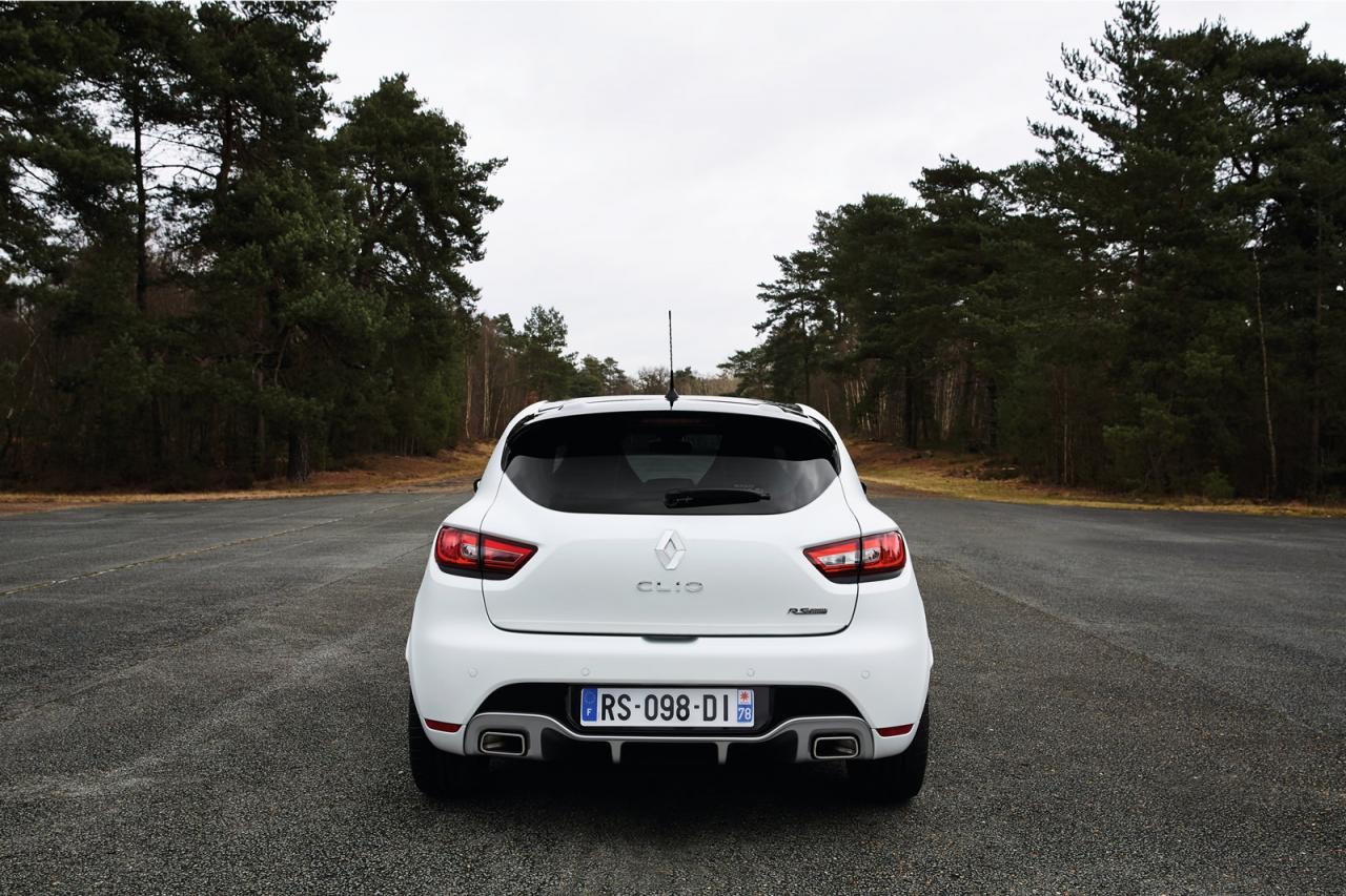 Renault Clio RS 220 Trophy EDC is sneller en krachtiger dan de standaard Clio RS