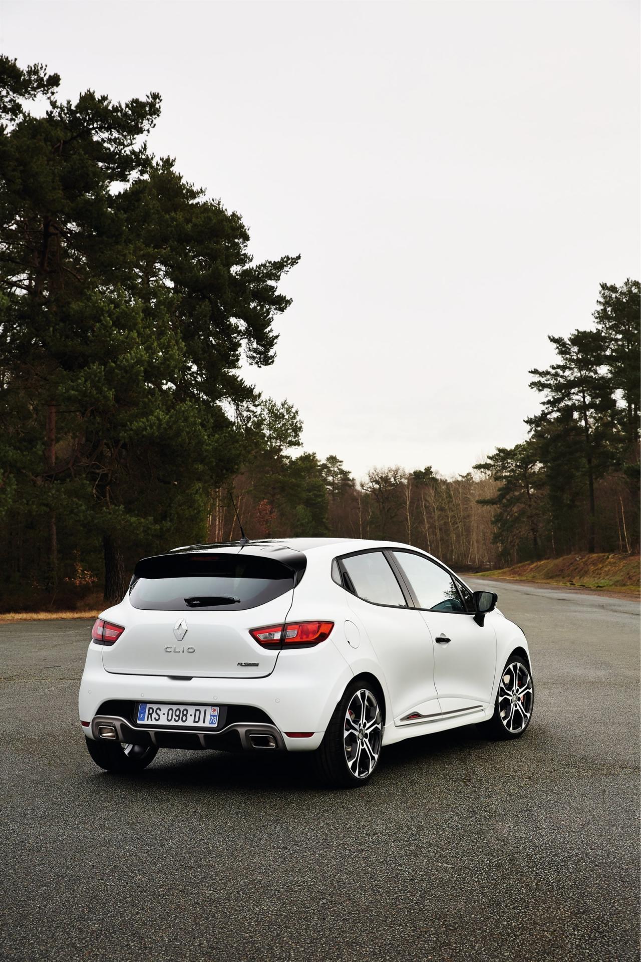 Renault Clio RS 220 Trophy EDC is sneller en krachtiger dan de standaard Clio RS
