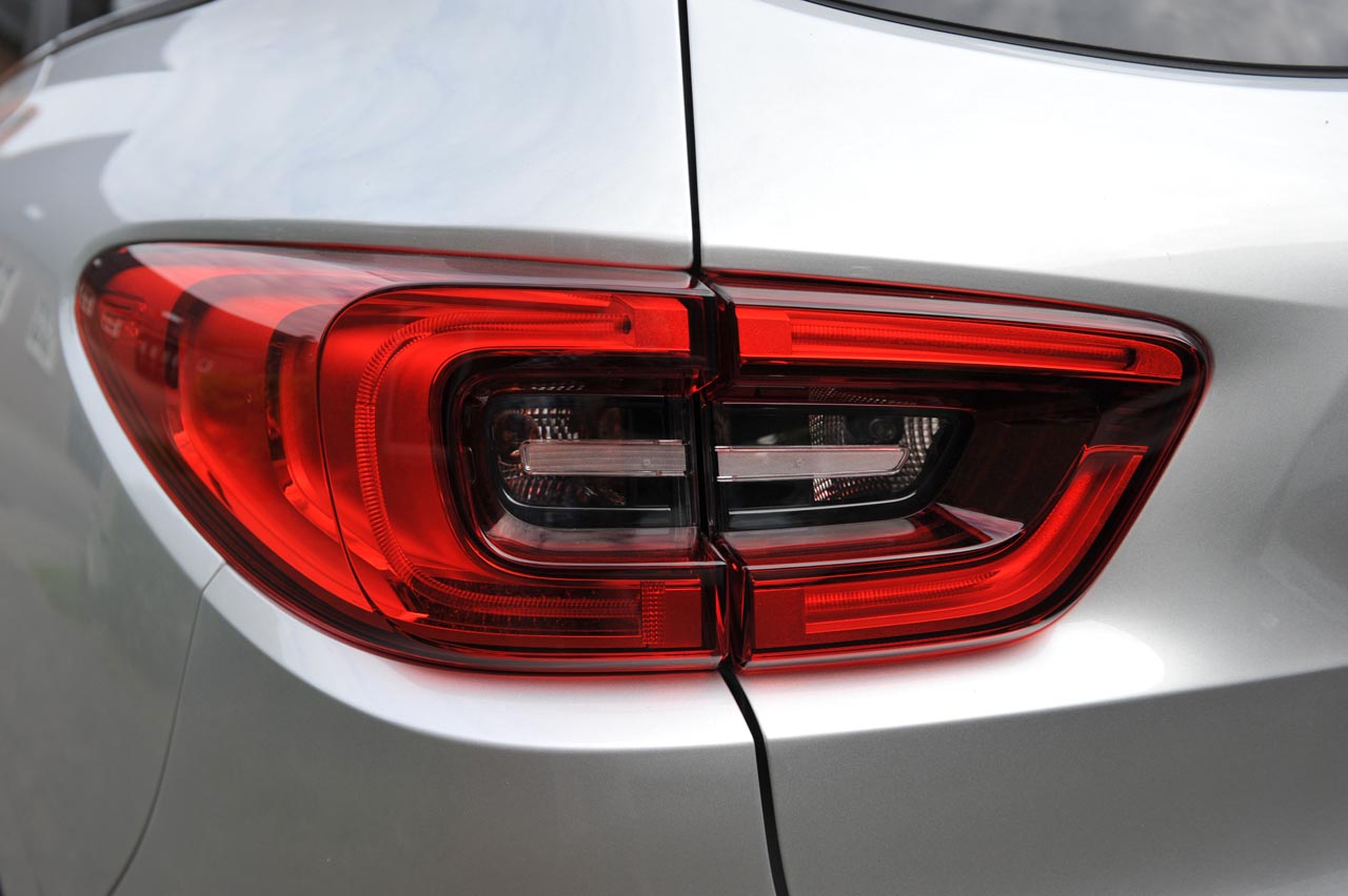 Renault biedt in de Kadjar sinds kort ook een 1,6 liter turbomotor die aanzienlijk pittiger is en vooral voordelen oplevert voor caravangebruikers.
