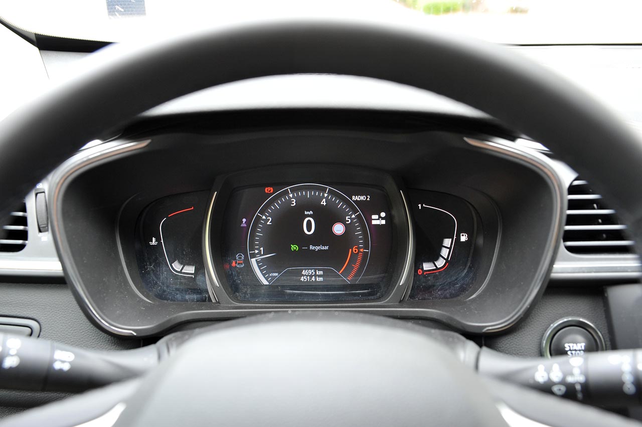 Renault biedt in de Kadjar sinds kort ook een 1,6 liter turbomotor die aanzienlijk pittiger is en vooral voordelen oplevert voor caravangebruikers.