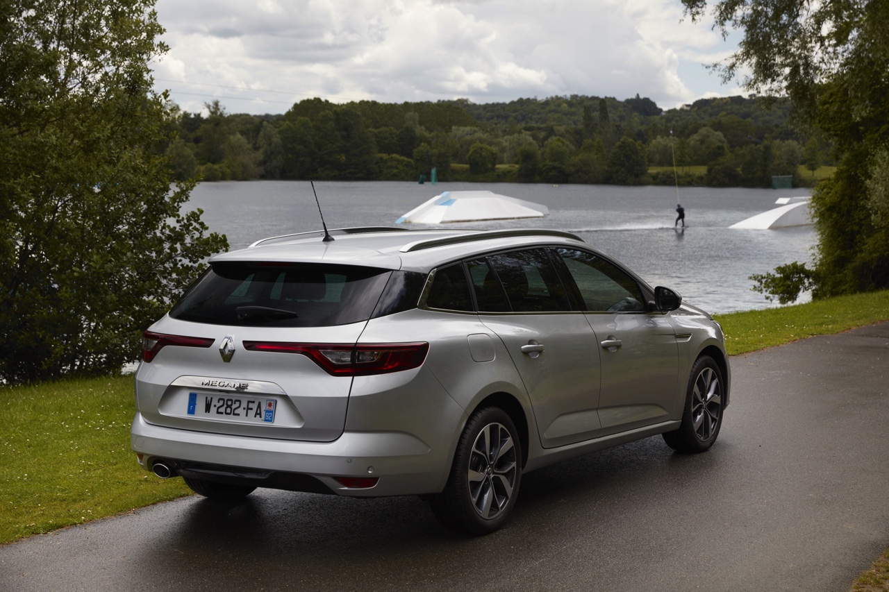 Autotest nieuwe Renault Mgane Estate. De redactie rijdt met de populaire stationwagon voorzien van de dCi 110, dCi 130 en de Mgane GT 205.