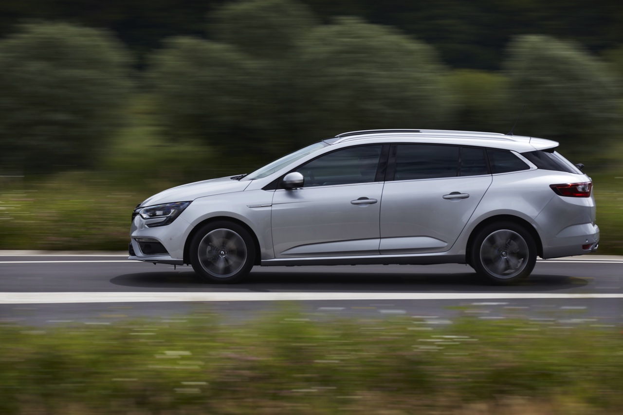 Autotest nieuwe Renault Mgane Estate. De redactie rijdt met de populaire stationwagon voorzien van de dCi 110, dCi 130 en de Mgane GT 205.