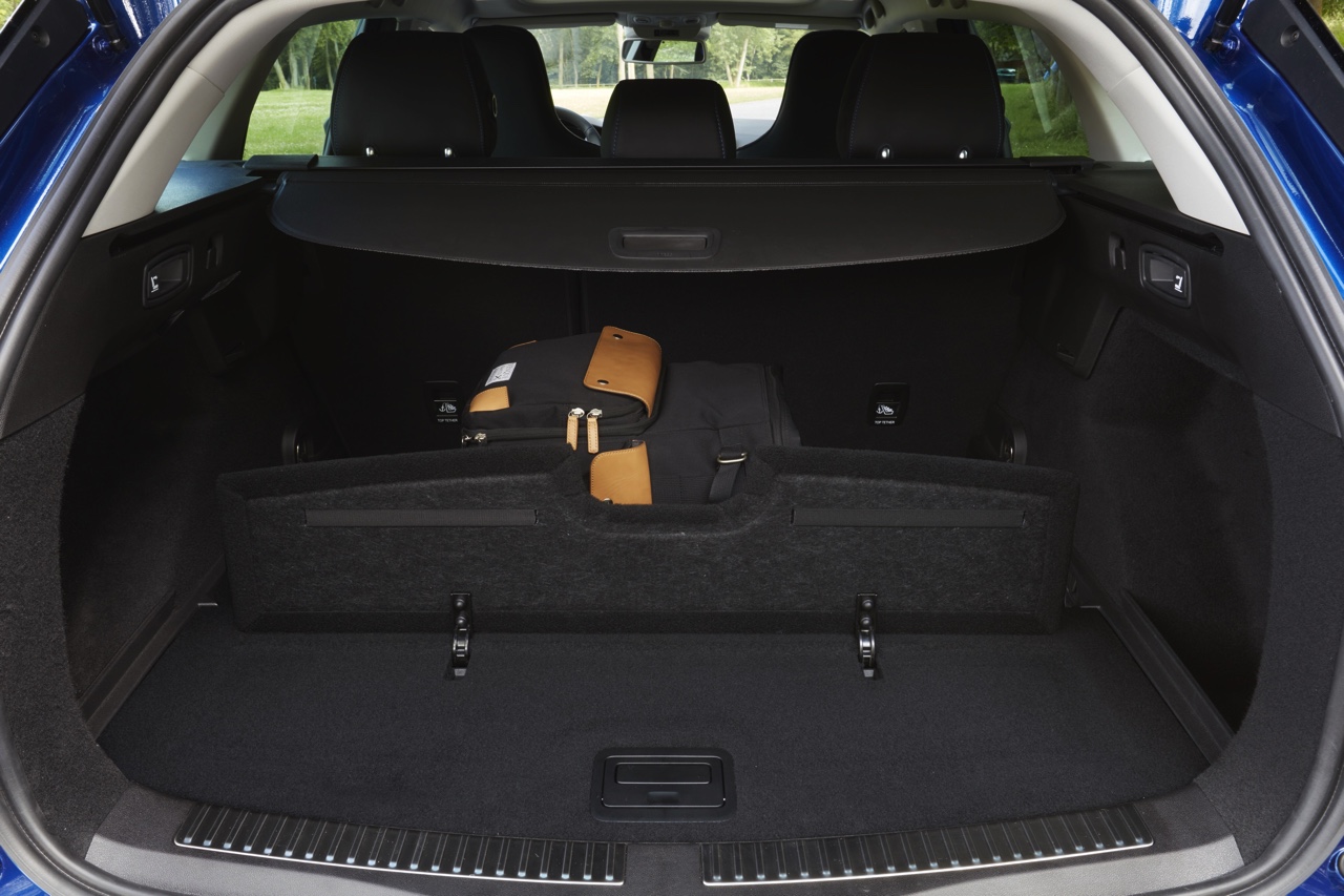 Autotest nieuwe Renault Mgane Estate. De redactie rijdt met de populaire stationwagon voorzien van de dCi 110, dCi 130 en de Mgane GT 205.