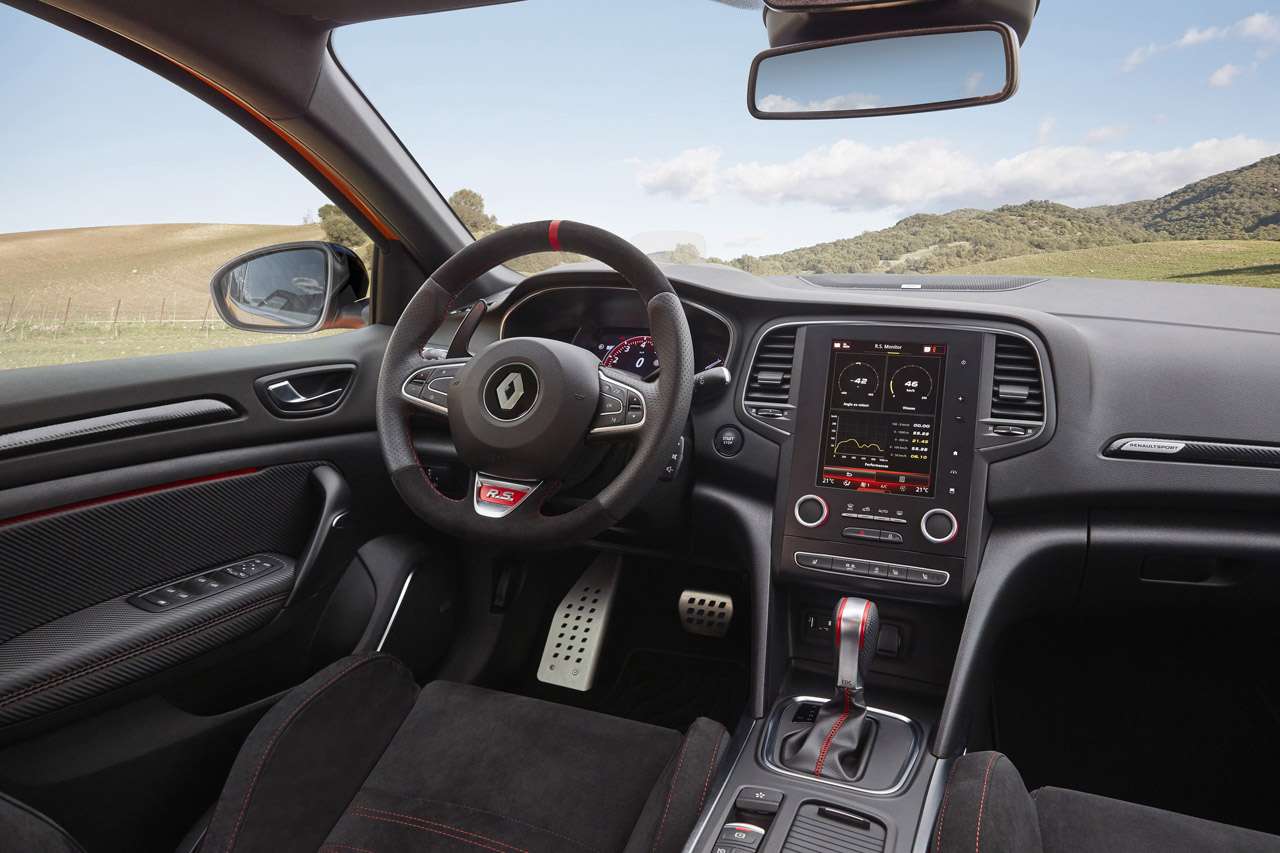 Renault heeft de prijzen bekend gemaakt van de nieuwe Mgane R.S. die vanaf nu bestelbaar is en in mei bij de dealer verschijnt.