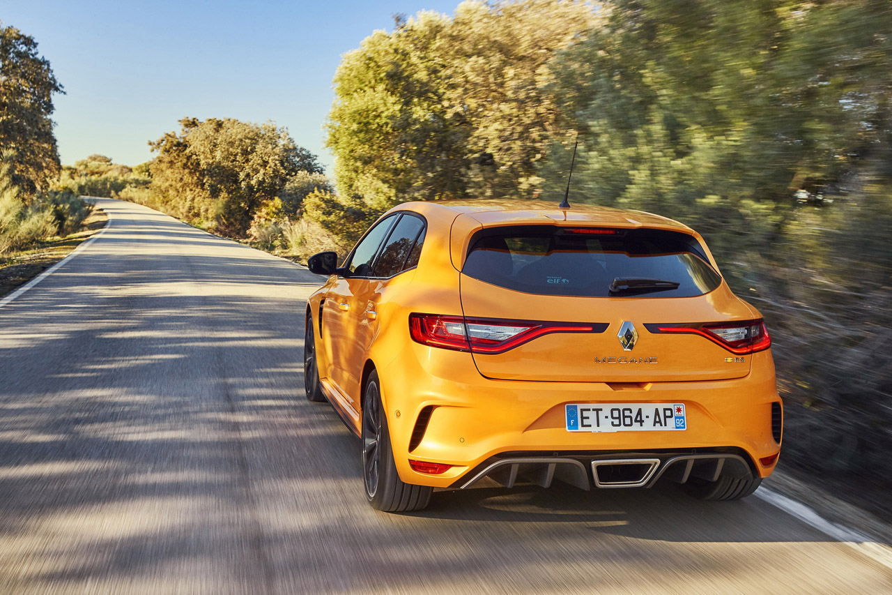 Renault heeft de prijzen bekend gemaakt van de nieuwe Mgane R.S. die vanaf nu bestelbaar is en in mei bij de dealer verschijnt.