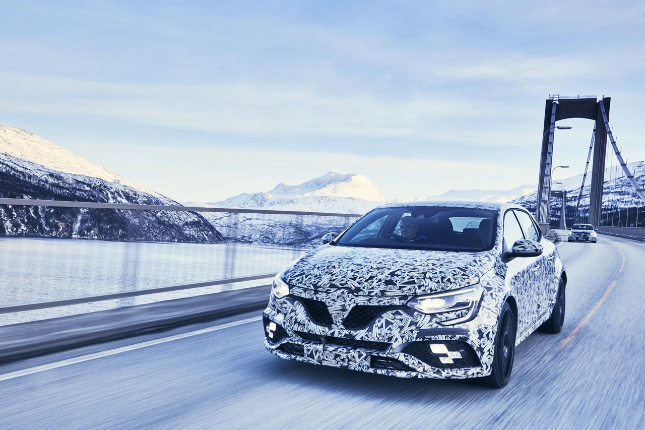Renault rust de nieuwe Mgane R.S. uit met 4Control vierwielbesturing en komt met een keuze uit twee chassis.
