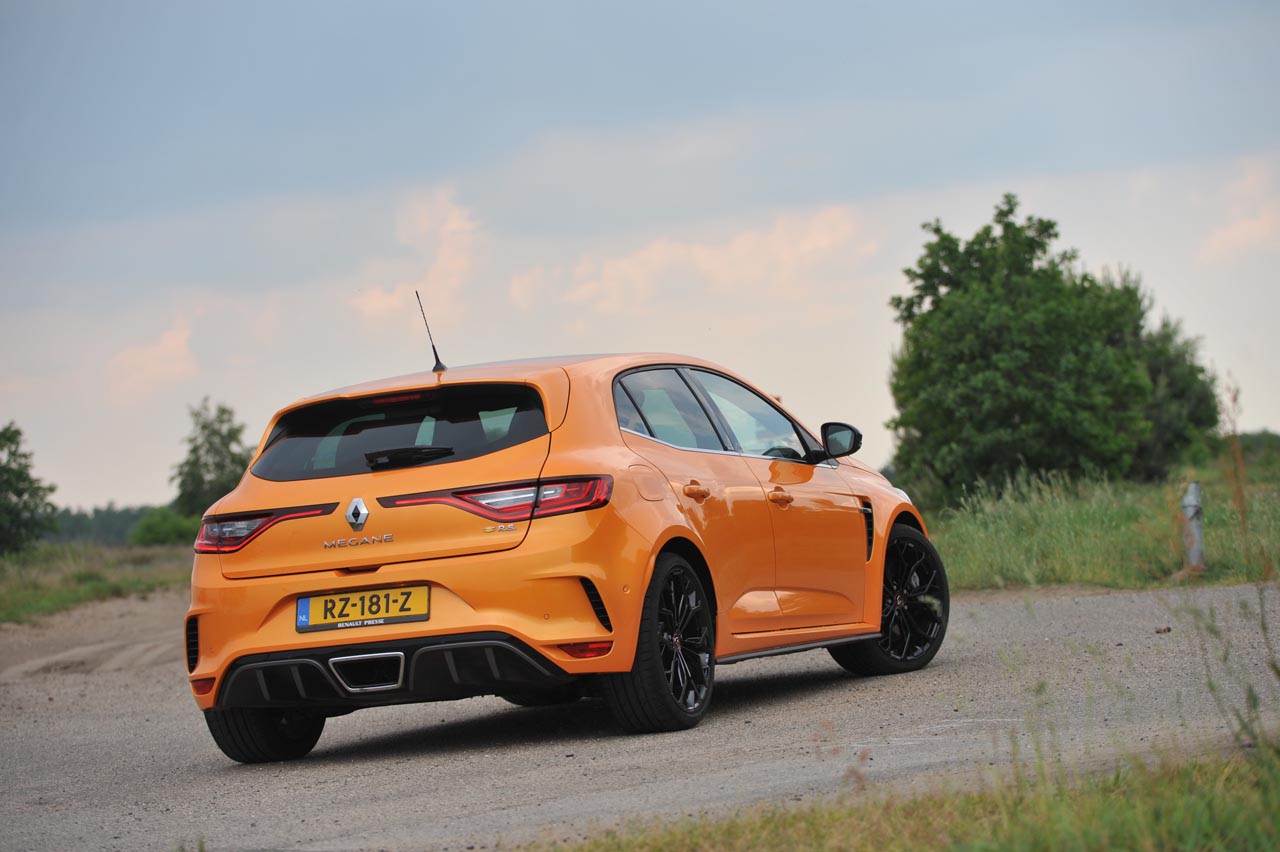 Renault zet met de nieuwste oplage van de Mgane R.S. weer een indrukwekkende auto neer.