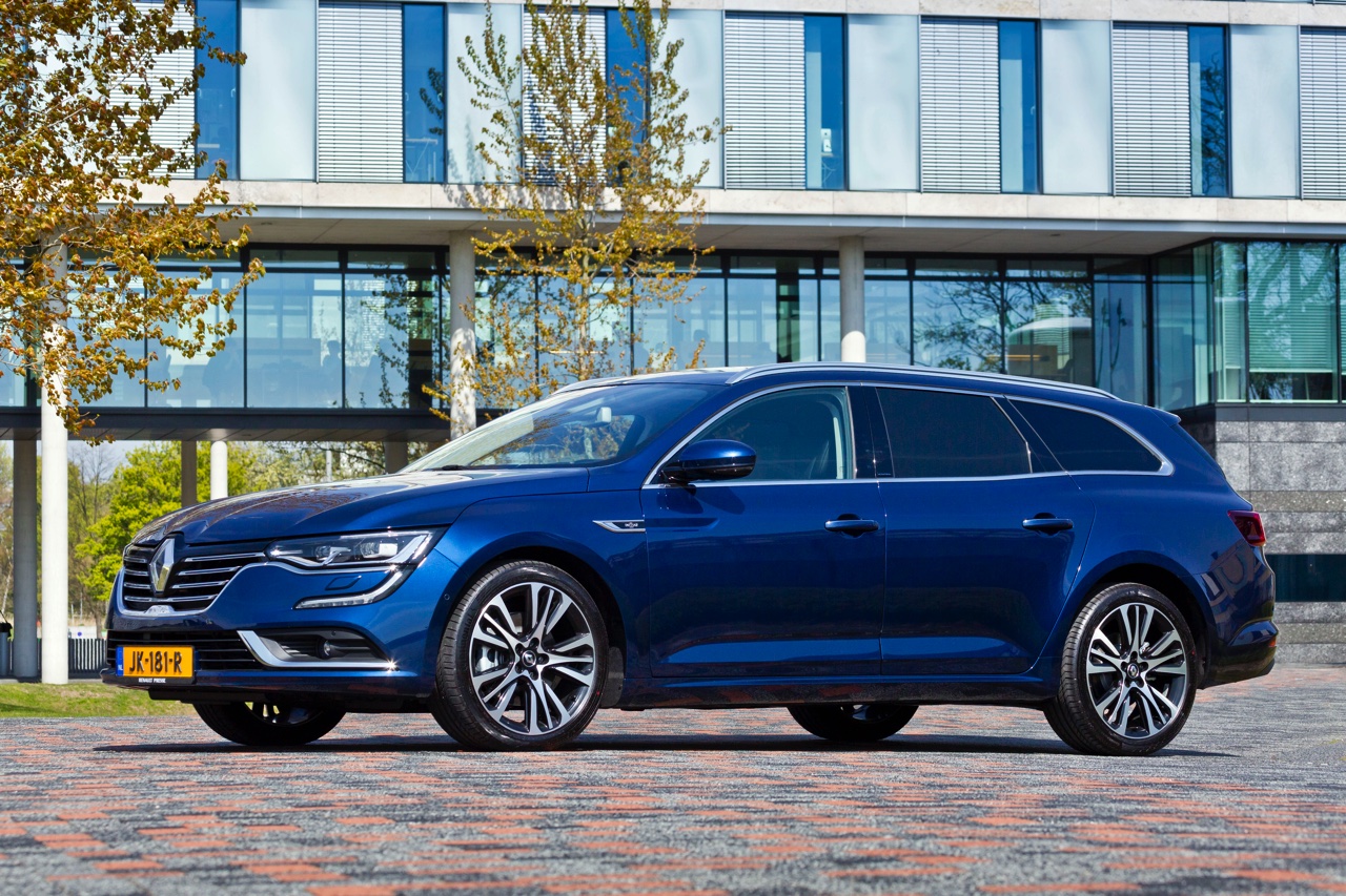 Autotest Renault Talisman Estate. We rijden de nieuwe Franse middenklasser als opvolger van de Laguna in de meest courante uitvoering met dCi 110 dieselmotor.