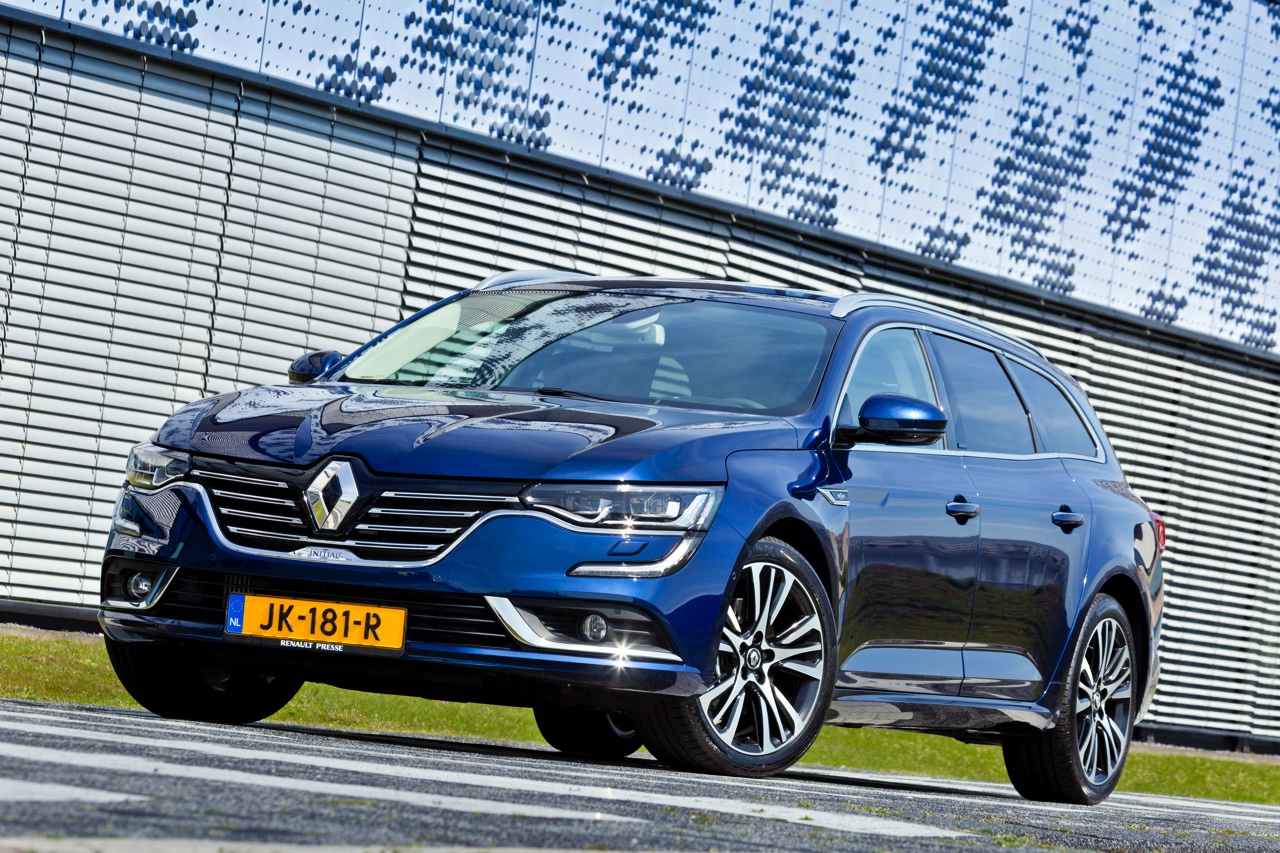 Autotest Renault Talisman Estate. We rijden de nieuwe Franse middenklasser als opvolger van de Laguna in de meest courante uitvoering met dCi 110 dieselmotor.