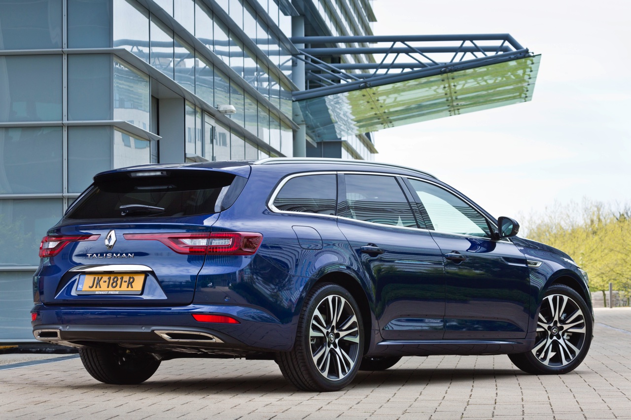 Autotest Renault Talisman Estate. We rijden de nieuwe Franse middenklasser als opvolger van de Laguna in de meest courante uitvoering met dCi 110 dieselmotor.